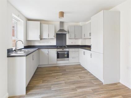 Lapwing Place, Coventry * HARDLY LIVED IN *