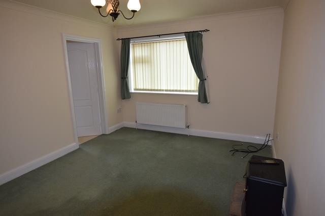 3 bed Detached to rent Image 7