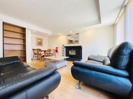 32, Moss House Close, Birmingham B15 1HE