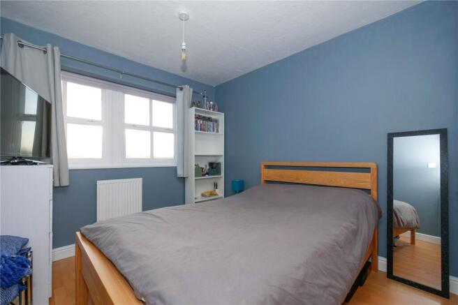 4 bed Detached for sale Image 6