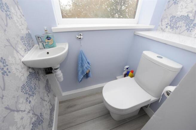 3 bed Semi-Detached for sale Image 10