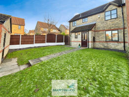 9, Poynton Drive, Dinnington, Sheffield S25 2UT