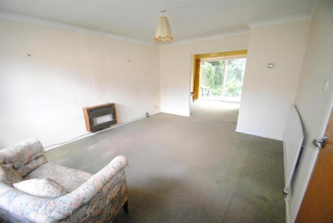 Living room.JPG