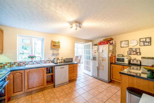 Kitchen/Breakfast Room