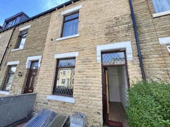 4 bed House to rent in bradford