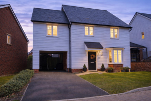 14, Luffield Drive, Bexhill-on-sea TN39 4GD