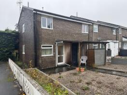 71, Calder Drive, Kendal LA9 6LR