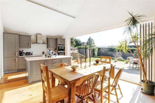 Kitchen/Breakfast Rm