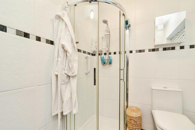 2 bed Detached Bungalow for sale Image 10