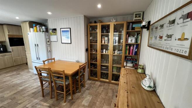 Kitchen / Dining Room