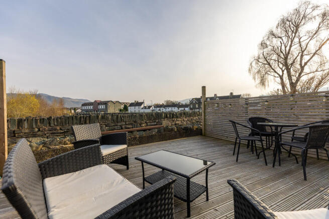 Rear Decking Area