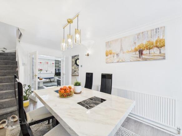 Dining Room c