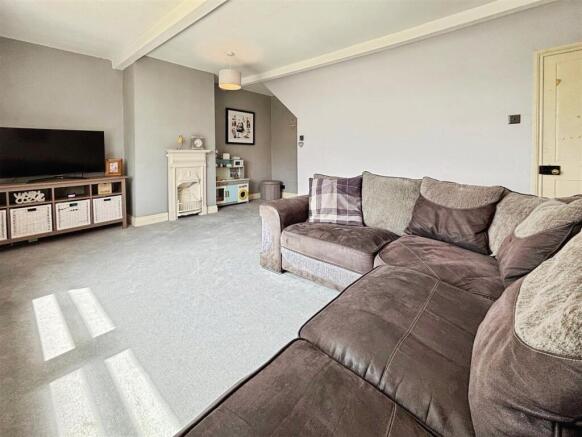 4 bed Terraced for sale Image 9