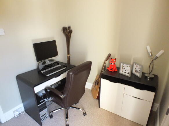 Photo 8
