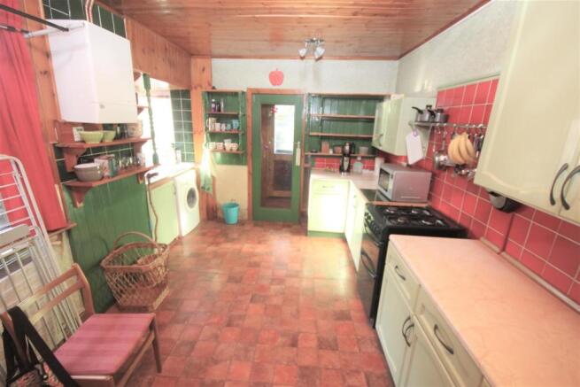 kitchen (002).JPG