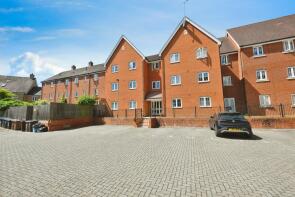 39, Sanville Gardens, Ware SG12 8GA