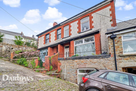 Llantrisant, Pontyclun