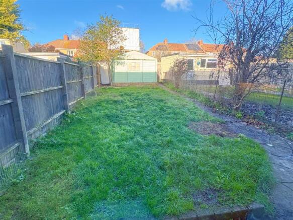 Rear garden and garage.jpg