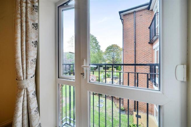Arlington Lodge, Leamington Spa, Warwickshire photo 4