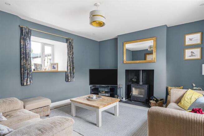 1 Kings Lane, Pury End