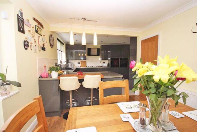 Kitchen-diner ...