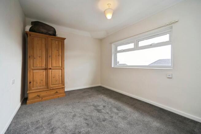2 bed Semi-Detached for sale Image 11