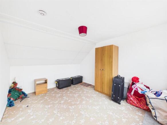 2 bed Semi-Detached Bungalow for sale Image 12