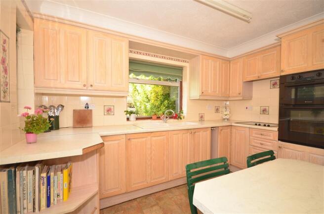 Kitchen/Breakfast Room