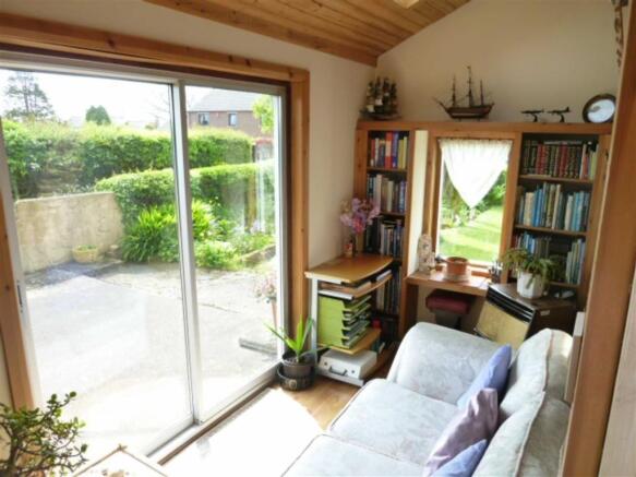 Side Garden Room/Snu