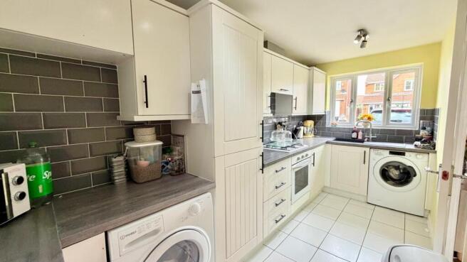 2 bed Terraced for sale Image 4