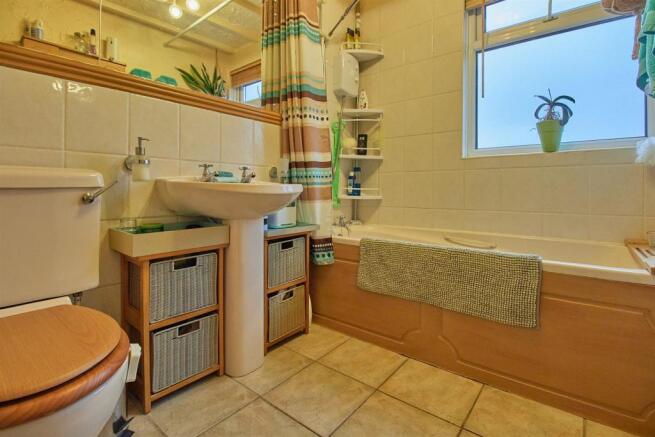 Bathroom to Rear