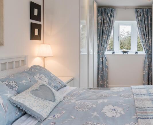 Bedroom 2 (Double)