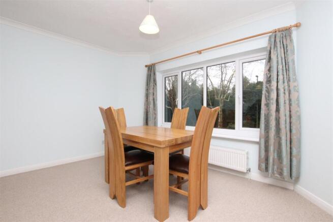 Dining area.JPG