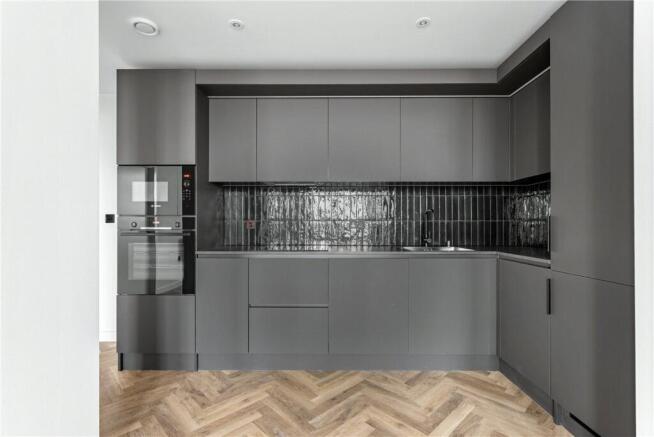 2 bed Apartment for sale Image 7