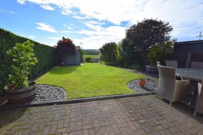 rear garden.JPG
