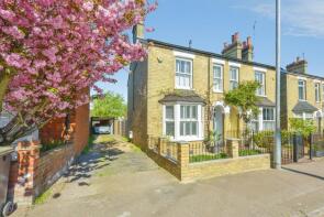 77, Grove Road, Hitchin SG5 1SG