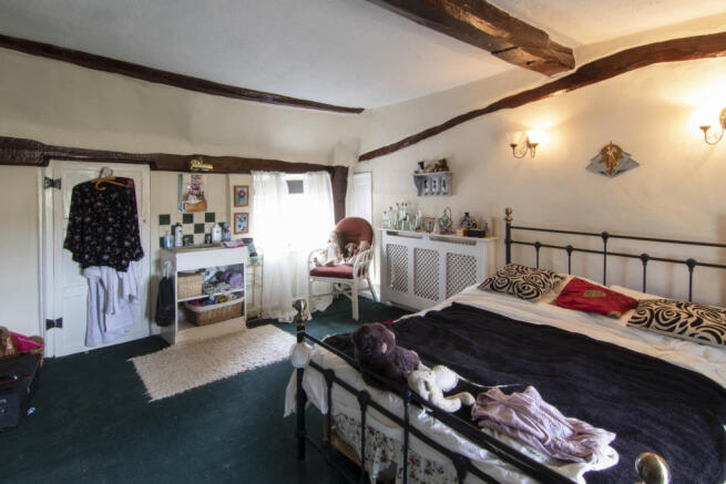 14 Bedroom2 T202107051239.jpg