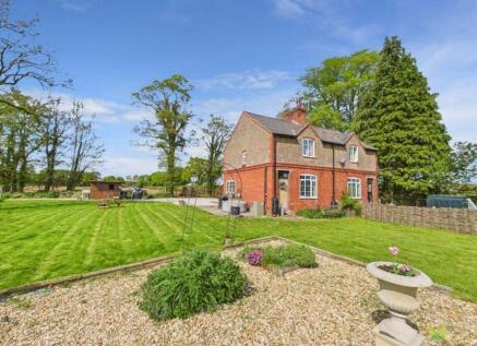 2 Abbey Cottages, Marchamley, Shrewsbury, Shropshire, SY4 5LN