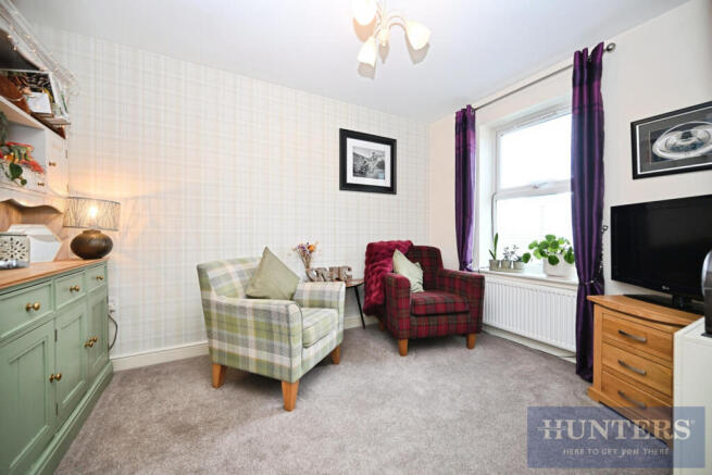 4 bed Semi-Detached for sale Image 7