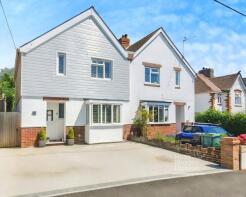 25, Station Road, Ryde PO33 1YF