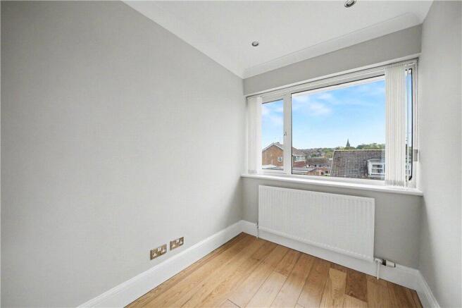 3 bed Semi-Detached for sale Image 11