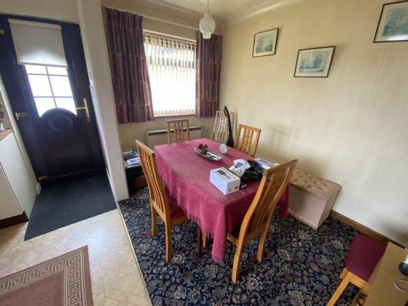 Dining/ Kitchen 