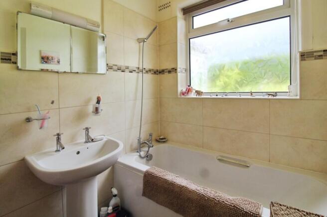 3 bed Detached for sale Image 9