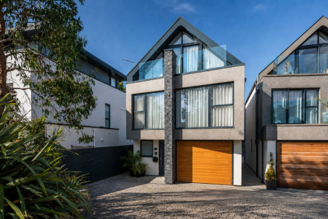 The Banks Sandbanks Road, Lilliput, BH14