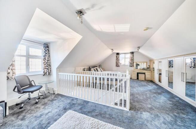 Davidson Frost-Wellings,DFW, Julius Caesar Way, Li