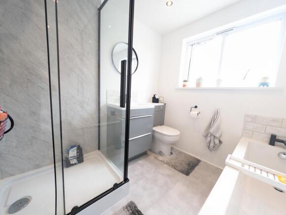 Upstairs bathroom