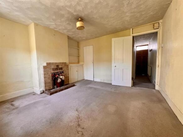 Dining Room: