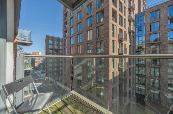 1432736-12-69d4c8...