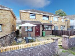 17, Ynyscorrwg Road, Rhydyfelin, Pontypridd CF37 5AP