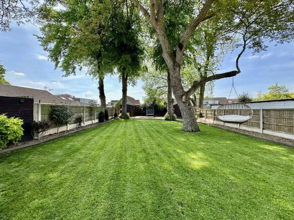 3 bed Detached Bungalow for sale Image 7
